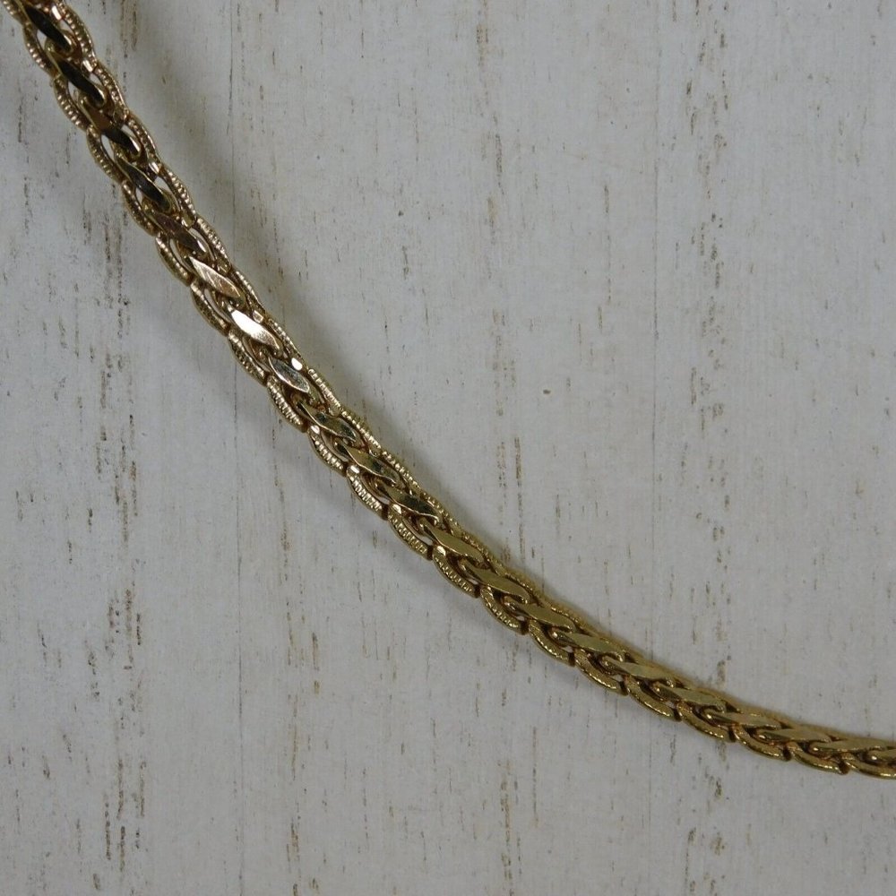 Gold Tone 17"- 18" Choker Chain Necklace Jewelry Women Unmarked Elegant